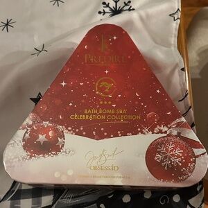 Predire Paris Red Bath Bomb Spa Celebration Collection